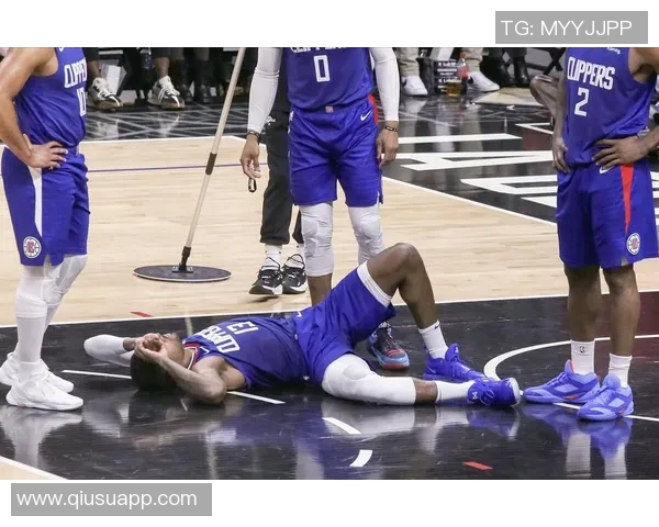 保罗本赛季状态低迷场均仅得25分助攻33真实命中率创职业新低 保罗本赛季状态低迷场均仅得25分助攻33真实命中率创职业新低