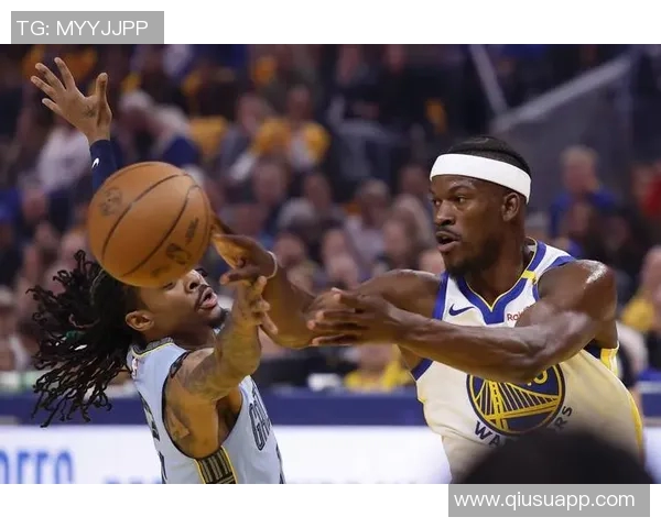 邓利维谈球队阵容期待科尔库里追梦巴特勒助力新赛季 邓利维谈球队阵容期待科尔库里追梦巴特勒助力新赛季