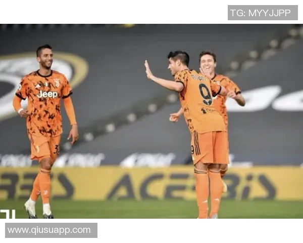 巴黎圣日耳曼14轮未能领跑积分榜历史重演或再遭夺冠梦碎