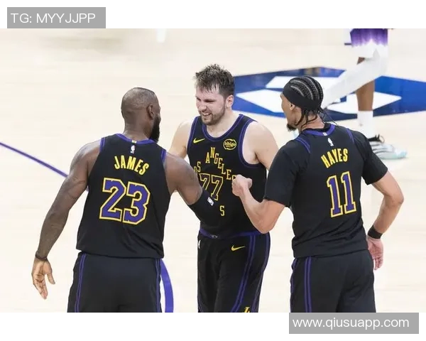 湖人和东契奇曾向雄鹿探询交易字母哥的可能性